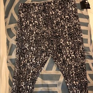 NWT-XL New Balance Workout Leggings